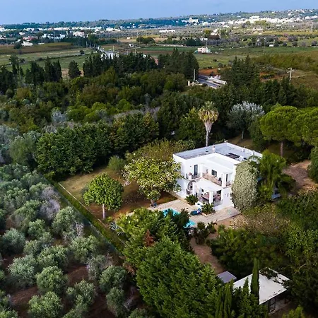 Convento Starace Sleeps 8 Villa